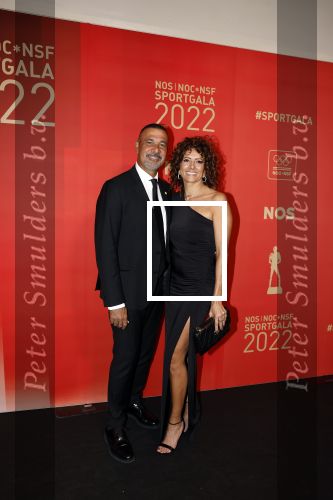 Amsterdam 21 december 2022
Sportman en Sportvrouw van het jaar Gala in AFAS Live. Ruud Gullit met zijn vriendin Karin de Rooij