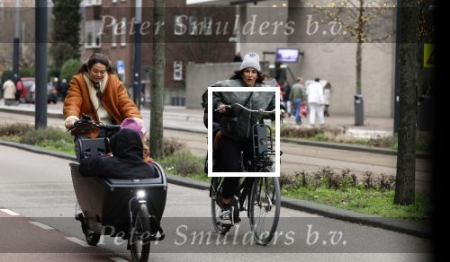 Amsterdam 7 januari 2023
Saar koningsberger op de fiets in Amsterdam zuid