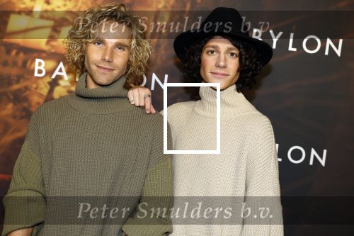 Amsterdam 9 januari 2022
Premiere Babylon in Tuschinski. Sem Ben Yakar en partner Martijn Stoffers