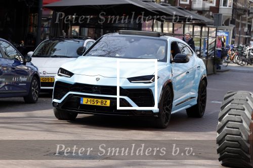 Amsterdam 11 april 2022
Steven Bergwijn in zijn Lamborghini Urus in Amsterdam zuid