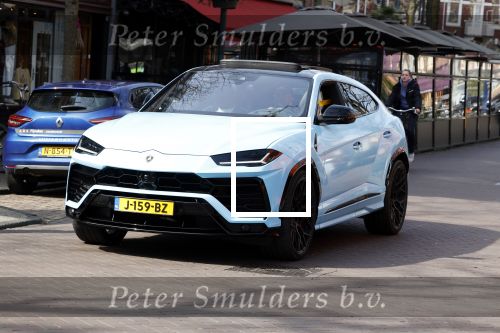Amsterdam 11 april 2022
Steven Bergwijn in zijn Lamborghini Urus in Amsterdam zuid
