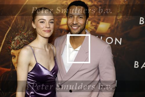 Amsterdam 9 januari 2022
Premiere Babylon in Tuschinski.
Tarrikh Janssen met partner Lonneke Bakker