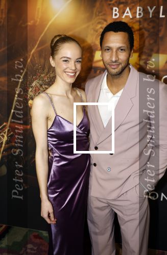 Amsterdam 9 januari 2022
Premiere Babylon in Tuschinski.
Tarrikh Janssen met partner Lonneke Bakker