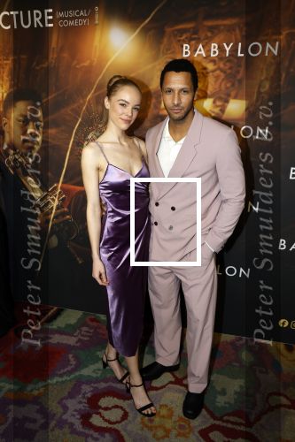 Amsterdam 9 januari 2022
Premiere Babylon in Tuschinski.
Tarrikh Janssen met partner Lonneke Bakker
