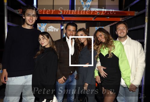 Amsterdam 15 januari 2024
Presentatie nieuwe zender HGTV Nederland .
Aanwezig oa de complete familie Froger . Rene Froger en Natasja Froger Danny Froger en Ann Dominique Maxim Froger en Sammy Verheij Maxim Froger  en Ruby v Wanrooij en Natacha Froger met haar verloofde Matthijs Timmermans