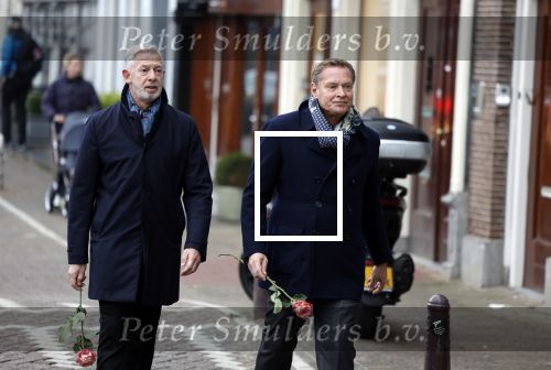 Amsterdam 13 december 2023
Uitvaart dienst Cilly Dartell in de Duif in Amsterdam. Albert Verlinde kwam met partner Onno Hoes