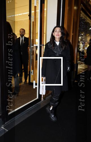 Amsterdam 14 december 2023
Opening van de nieuwe Louis Vuitton winkel op de pc Hooftstraat.
Alle gasten werden met luxe BMW \'s gebracht. Anna Nooshin