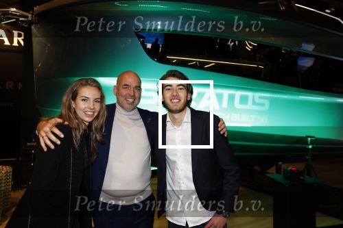 Amsterdam 7 december 2023
Openingsdag Masters of luxury in de rai. Bas lengers met zijn kinderen