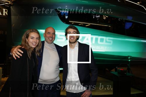 Amsterdam 7 december 2023
Openingsdag Masters of luxury in de rai. Bas lengers met zijn kinderen