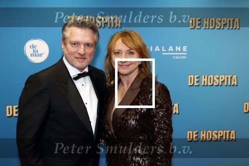 Amsterdam 4 december 2023
Premiere de hospita in het nieuwe delamar theater. Bianca Krijgsman met  partner