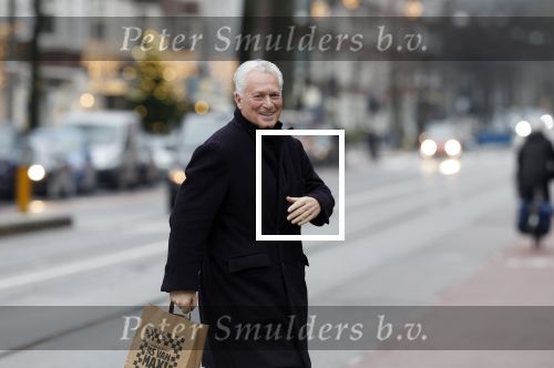 Amsterdam 27 december 2023
Bram Moszkowicz doet boodschappen in Amsterdam zuid.
