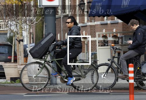 Amsterdam 15 december 2023
Daniel Arends op de fiets in Amsterdam zuid