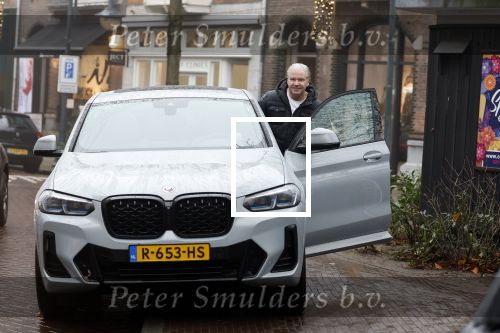 Amsterdam 7 december 2023
Dries Roelvink met zijn BMW X4 in Amsterdam zuid.