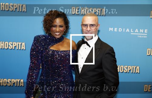 Amsterdam 4 december 2023
Premiere de hospita in het nieuwe delamar theater. Edsilia Rombley en Tjeerd Oosterhuis