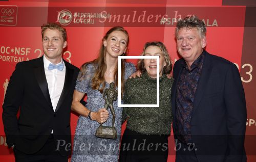 Utrecht 20 december 2023
Sportman / sportvrouw van jaar gala . Femke Bol werd sportvrouw van het jaar . Ze kwam samen met haar vriend  atleet Ben Broeders en haar ouders.