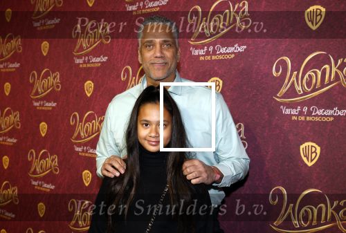 Amsterdam 8 december 2023
Premiere Wonka in Pathe Noord. Franklin Brown met kleindochter