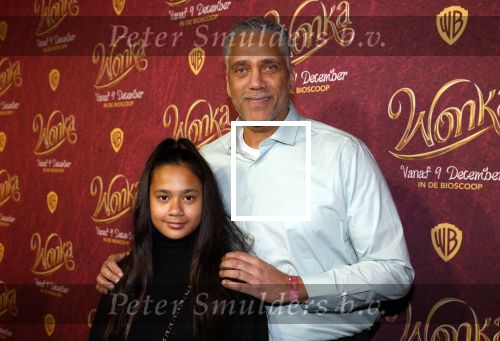 Amsterdam 8 december 2023
Premiere Wonka in Pathe Noord. Franklin Brown met kleindochter