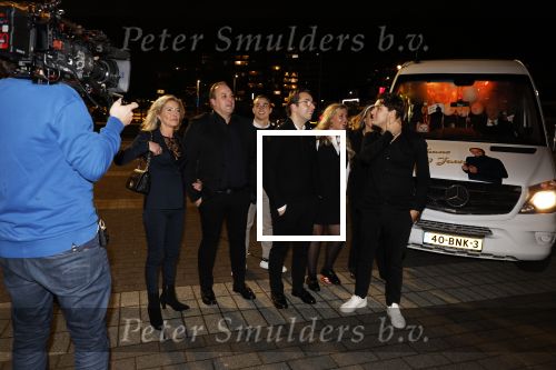 Rotterdam 30 december 2023
Surprise feestje voor Frans Bauer zijn 50e verjaardag in Ahoy. Frans Kwam met zijn vrouw Mariska Bauer en hun zonen Christiaan Frans Jr Lucas en Jan . Frans werd heel emotioneel toen hij aan kwam . In het circus werd er opgetreden door oa Patty Brard Thomas Berge en Emiel Hartkamp.