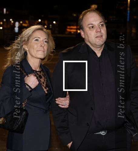 Rotterdam 30 december 2023
Surprise feestje voor Frans Bauer zijn 50e verjaardag in Ahoy. Frans Kwam met zijn vrouw Mariska Bauer en hun zonen Christiaan Frans Jr Lucas en Jan . Frans werd heel emotioneel toen hij aan kwam . In het circus werd er opgetreden door oa Patty Brard Thomas Berge en Emiel Hartkamp.