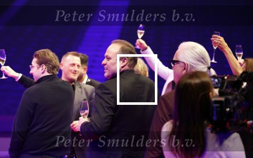 Rotterdam 30 december 2023
Surprise feestje voor Frans Bauer zijn 50e verjaardag in Ahoy. Frans Kwam met zijn vrouw Mariska Bauer en hun zonen Christiaan Frans Jr Lucas en Jan . Frans werd heel emotioneel toen hij aan kwam . In het circus werd er opgetreden door oa Patty Brard Thomas Berge en Emiel Hartkamp.