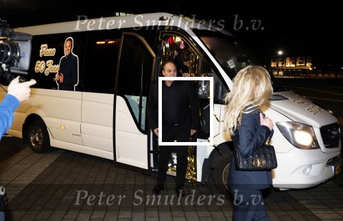 Rotterdam 30 december 2023
Surprise feestje voor Frans Bauer zijn 50e verjaardag in Ahoy. Frans Kwam met zijn vrouw Mariska Bauer en hun zonen Christiaan Frans Jr Lucas en Jan . Frans werd heel emotioneel toen hij aan kwam . In het circus werd er opgetreden door oa Patty Brard Thomas Berge en Emiel Hartkamp.