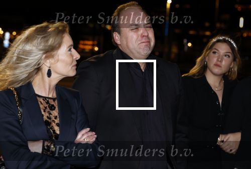 Rotterdam 30 december 2023
Surprise feestje voor Frans Bauer zijn 50e verjaardag in Ahoy. Frans Kwam met zijn vrouw Mariska Bauer en hun zonen Christiaan Frans Jr Lucas en Jan . Frans werd heel emotioneel toen hij aan kwam . In het circus werd er opgetreden door oa Patty Brard Thomas Berge en Emiel Hartkamp.