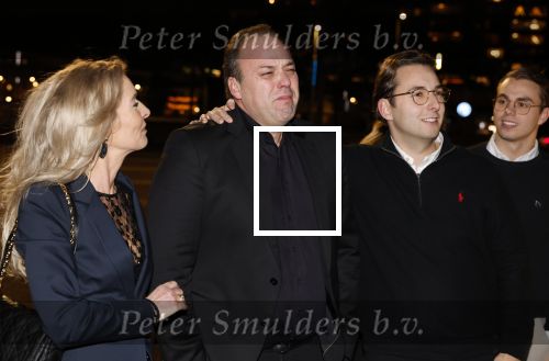 Rotterdam 30 december 2023
Surprise feestje voor Frans Bauer zijn 50e verjaardag in Ahoy. Frans Kwam met zijn vrouw Mariska Bauer en hun zonen Christiaan Frans Jr Lucas en Jan . Frans werd heel emotioneel toen hij aan kwam . In het circus werd er opgetreden door oa Patty Brard Thomas Berge en Emiel Hartkamp.