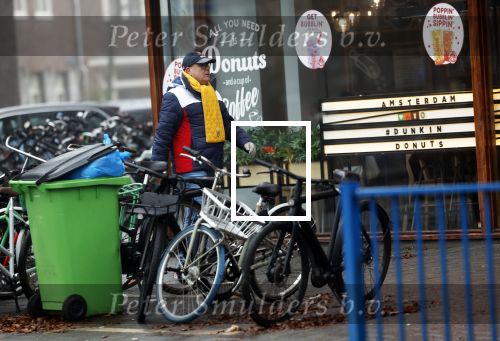 Amsterdam 8 december 2023
Gaston Starreveld wandelend door Amsterdam zuid.