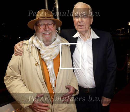 Amsterdam 20 december 2023
Premiere kerstcircus in Carre.
Henk v d Meijden met Maus Boegman