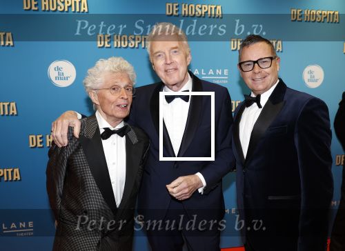 Amsterdam 4 december 2023
Premiere de hospita in het nieuwe delamar theater. Jacques d Ancona Andre v Duin en vriend Fernando