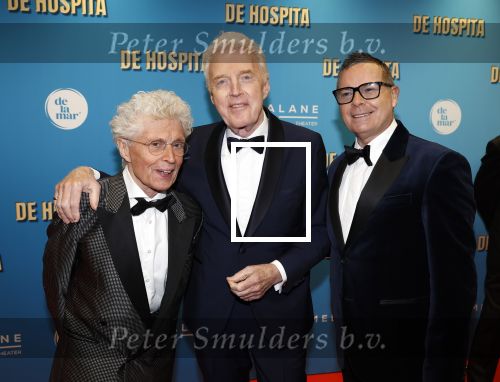 Amsterdam 4 december 2023
Premiere de hospita in het nieuwe delamar theater. Jacques d Ancona Andre v Duin en vriend Fernando