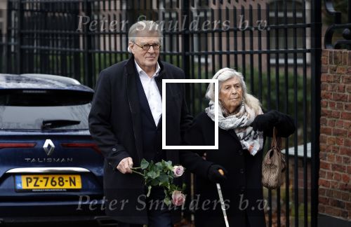 Amsterdam 27 december 2023
Afscheidsdienst / begrafenis Linda v Dyck (Dijk) op Zorgvlied. Jeroen Krabbe en zijn vrouw Herma