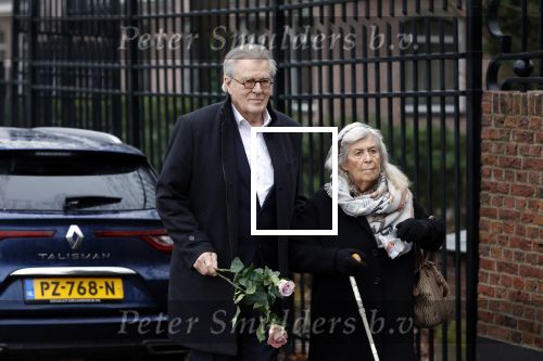 Amsterdam 27 december 2023
Afscheidsdienst / begrafenis Linda v Dyck (Dijk) op Zorgvlied. Jeroen Krabbe en zijn vrouw Herma