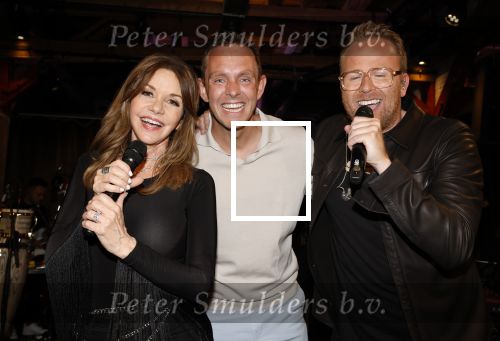 Amsterdam 11 juni 2023
Presentatie cd Jeffrey Schenk en Bobbie Eakes bij the Harbour Club.
Kees de Bever