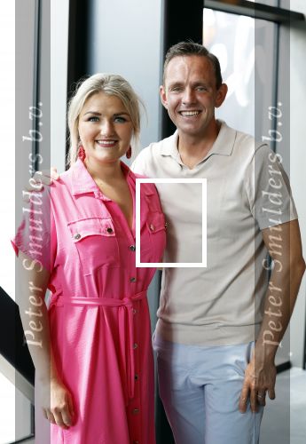 Amsterdam 11 juni 2023
Presentatie cd Jeffrey Schenk en Bobbie Eakes bij the Harbour Club.
Kees de Bever