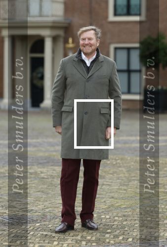 Den Haag 22 december 2023
Fotouurtje met Koning Willem Alexander Koningin Maxima Prinses Amalia Prinses Alexia Prinses Ariane en hun hondje Mambo bij Huis ten Bosch .