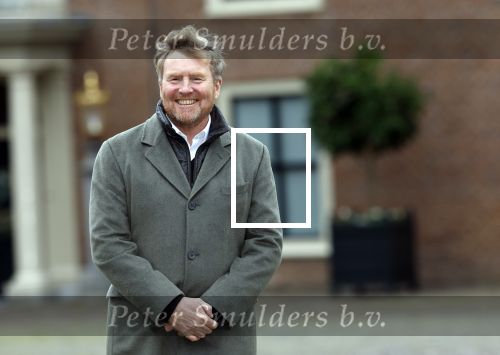 Den Haag 22 december 2023
Fotouurtje met Koning Willem Alexander Koningin Maxima Prinses Amalia Prinses Alexia Prinses Ariane en hun hondje Mambo bij Huis ten Bosch .