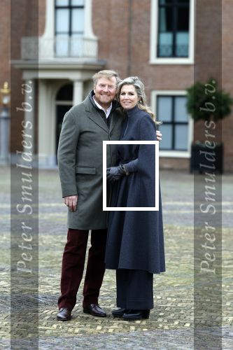 Den Haag 22 december 2023
Fotouurtje met Koning Willem Alexander Koningin Maxima Prinses Amalia Prinses Alexia Prinses Ariane en hun hondje Mambo bij Huis ten Bosch .