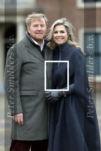 Den Haag 22 december 2023
Fotouurtje met Koning Willem Alexander Koningin Maxima Prinses Amalia Prinses Alexia Prinses Ariane en hun hondje Mambo bij Huis ten Bosch .