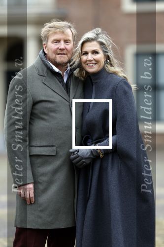 Den Haag 22 december 2023
Fotouurtje met Koning Willem Alexander Koningin Maxima Prinses Amalia Prinses Alexia Prinses Ariane en hun hondje Mambo bij Huis ten Bosch .