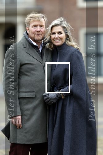 Den Haag 22 december 2023
Fotouurtje met Koning Willem Alexander Koningin Maxima Prinses Amalia Prinses Alexia Prinses Ariane en hun hondje Mambo bij Huis ten Bosch .