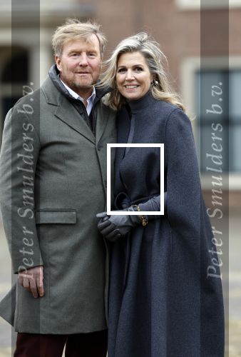 Den Haag 22 december 2023
Fotouurtje met Koning Willem Alexander Koningin Maxima Prinses Amalia Prinses Alexia Prinses Ariane en hun hondje Mambo bij Huis ten Bosch .