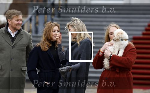 Den Haag 22 december 2023
Fotouurtje met Koning Willem Alexander Koningin Maxima Prinses Amalia Prinses Alexia Prinses Ariane en hun hondje Mambo bij Huis ten Bosch .
