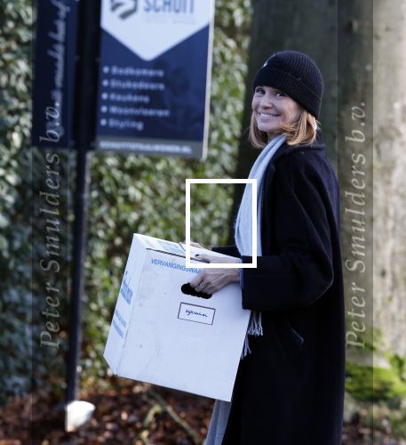 Huizen 1 december 2023
Leontine Ruiters tijdens verhuizing naar haar nieuwe huis.