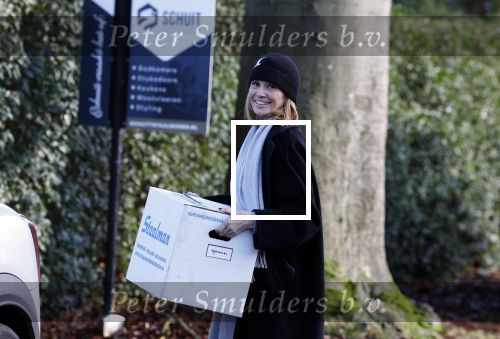Huizen 1 december 2023
Leontine Ruiters tijdens verhuizing naar haar nieuwe huis.