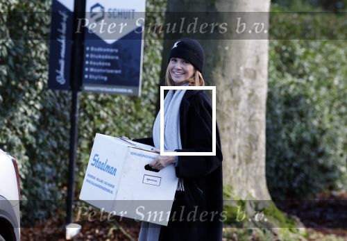 Huizen 1 december 2023
Leontine Ruiters tijdens verhuizing naar haar nieuwe huis.