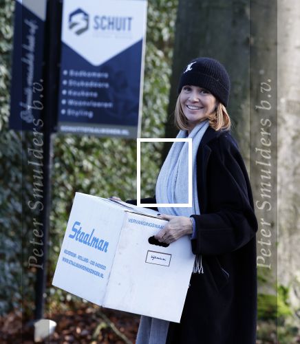 Huizen 1 december 2023
Leontine Ruiters tijdens verhuizing naar haar nieuwe huis.