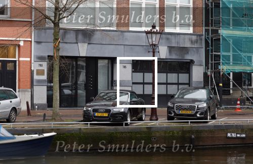 Amsterdam 15 16 17 en 18 december 2023
Lil kleine bij zijn huis op de grachten van Amsterdam.
