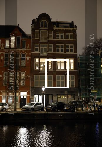 Amsterdam 15 16 17 en 18 december 2023
Lil kleine bij zijn huis op de grachten van Amsterdam.