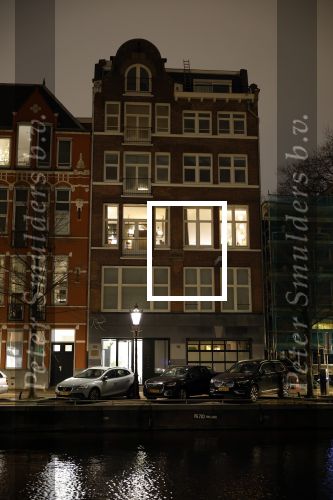 Amsterdam 15 16 17 en 18 december 2023
Lil kleine bij zijn huis op de grachten van Amsterdam.